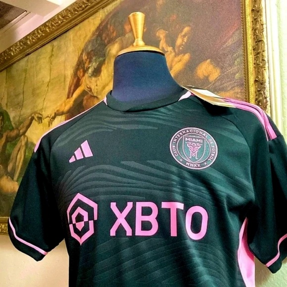 Adidas Inter Miami Away Messi#10 Original Jersey ⚽️🖤🩷⚽️ - Picture 9 of 9